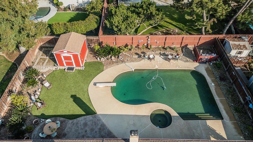 Image 58 of property listing at 5644 N Hazel Avenue, Fresno, CA 93711