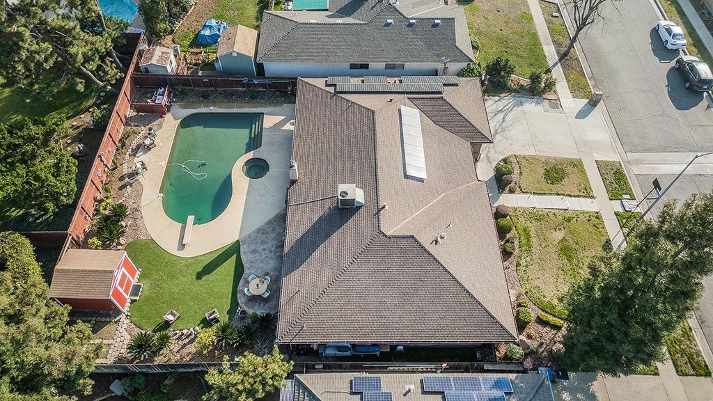 Image 62 of property listing at 5644 N Hazel Avenue, Fresno, CA 93711