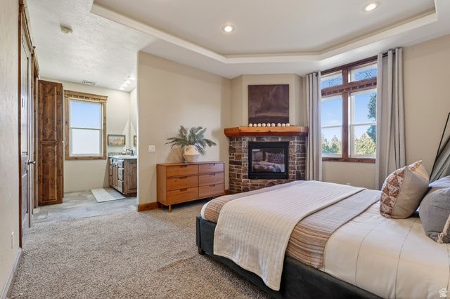 2250 E PAUNSAUGUNT DR, Hatch, UT 84735