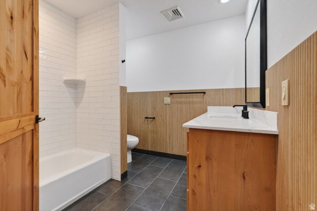 2250 E PAUNSAUGUNT DR, Hatch, UT 84735