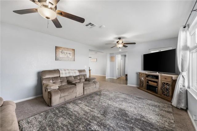 8954 E Avenue T14, Littlerock, CA 93543