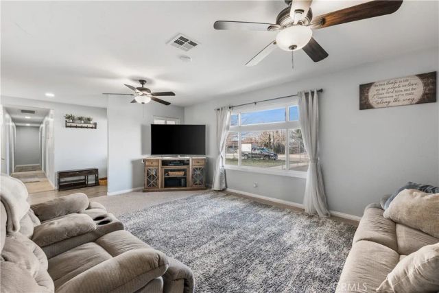 8954 E Avenue T14, Littlerock, CA 93543
