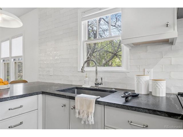 700 S York St, Denver, CO 80209