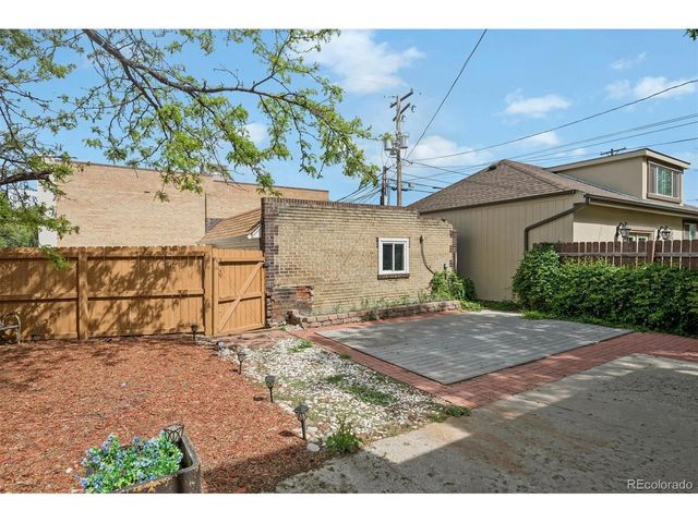 700 S York St, Denver, CO 80209