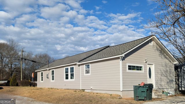 481 W Currahee Street, Toccoa, GA 30577