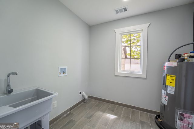 481 W Currahee Street, Toccoa, GA 30577