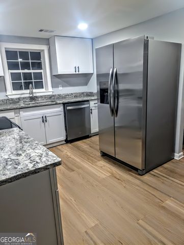 481 W Currahee Street, Toccoa, GA 30577