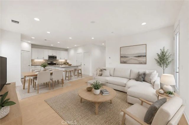 2960 E Merritt Paseo, Ontario, CA 91761