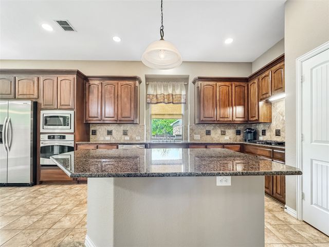 401 Varnum Way, Fairview, TX 75069