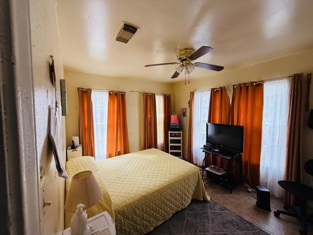 6641 Burkett Street, Houston, TX 77021