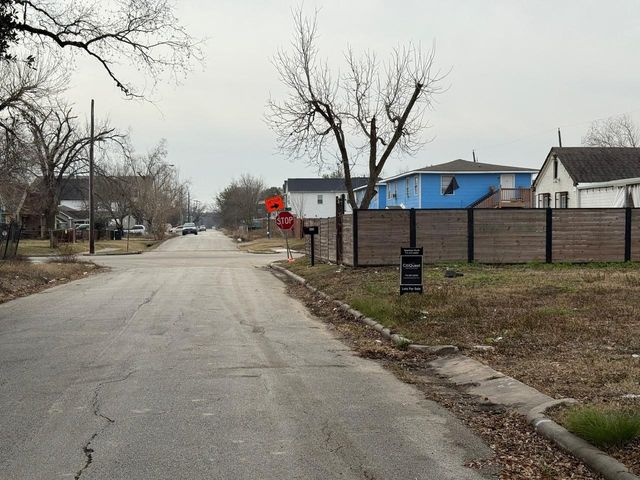 6641 Burkett Street, Houston, TX 77021