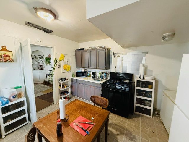 6641 Burkett Street, Houston, TX 77021