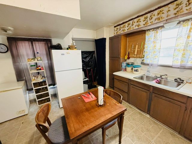 6641 Burkett Street, Houston, TX 77021