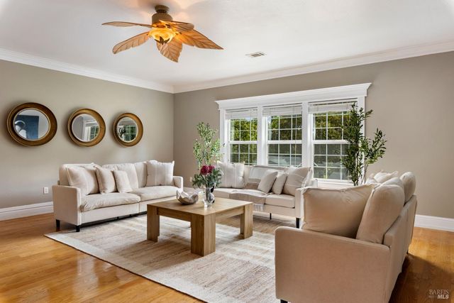 2717 Buckingham Dr, Kelseyville, CA 95451