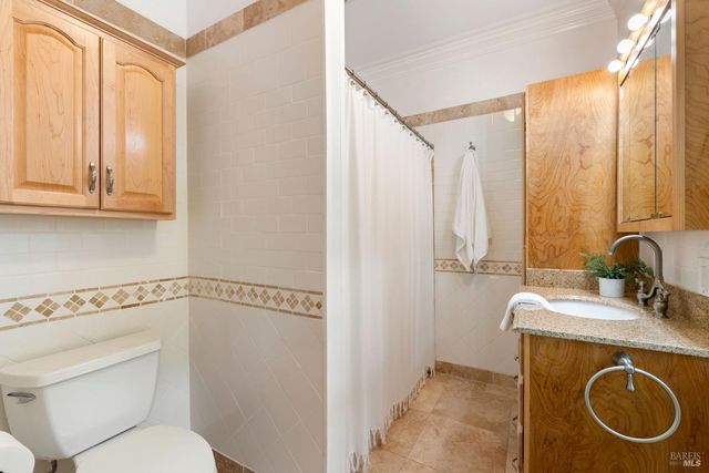 2717 Buckingham Dr, Kelseyville, CA 95451