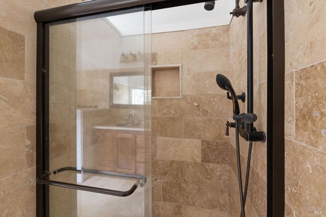 2717 Buckingham Dr, Kelseyville, CA 95451