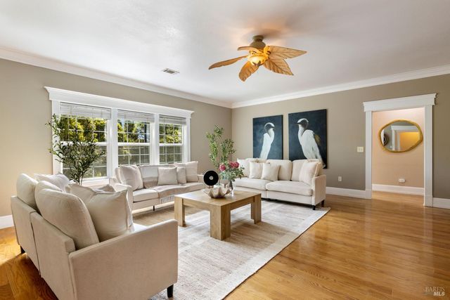 2717 Buckingham Dr, Kelseyville, CA 95451