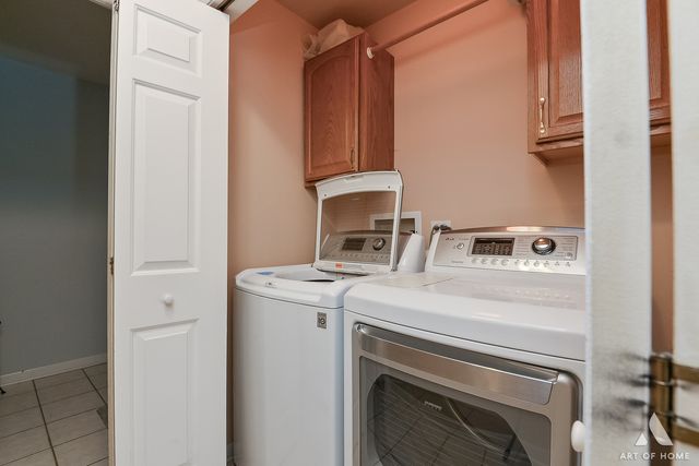 15705 Laramie Avenue, Oak Forest, IL 60452