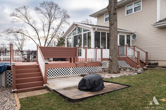 15705 Laramie Avenue, Oak Forest, IL 60452