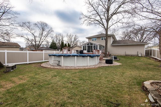 15705 Laramie Avenue, Oak Forest, IL 60452