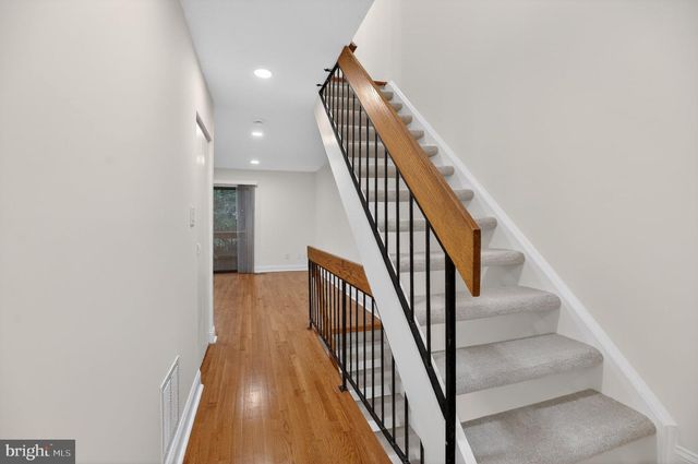 2236 CARTWRIGHT PL, Herndon, VA 20191