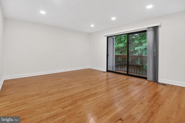 2236 CARTWRIGHT PL, Herndon, VA 20191