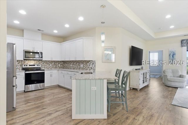 552 Landshark Blvd, Hardeeville, SC 29927