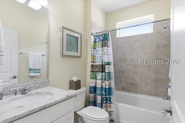 552 Landshark Blvd, Hardeeville, SC 29927