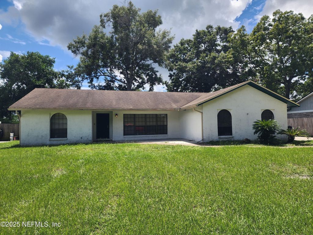 2027 SUSSEX Drive S, Orange Park, FL 32073