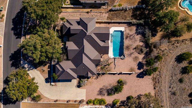 3907 E Kite Dr., Kerrville, TX 78028