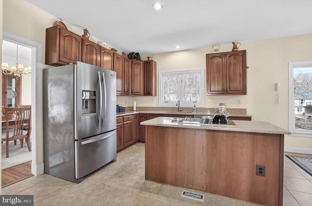 9910 RUSTIC RAIL LN, Vienna, VA 22181