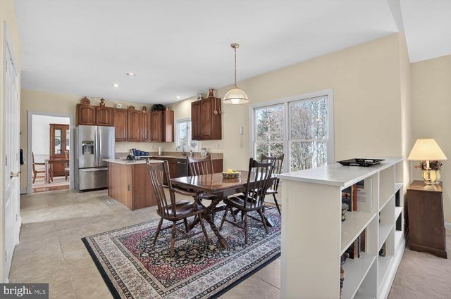 9910 RUSTIC RAIL LN, Vienna, VA 22181