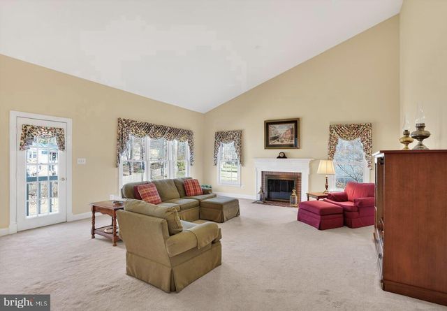 9910 RUSTIC RAIL LN, Vienna, VA 22181