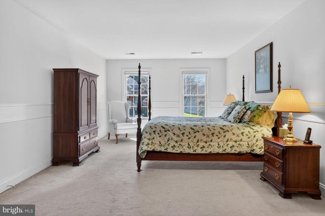 9910 RUSTIC RAIL LN, Vienna, VA 22181