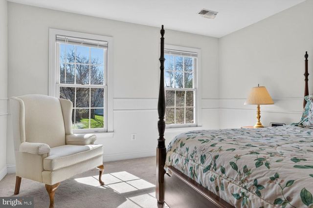 9910 RUSTIC RAIL LN, Vienna, VA 22181