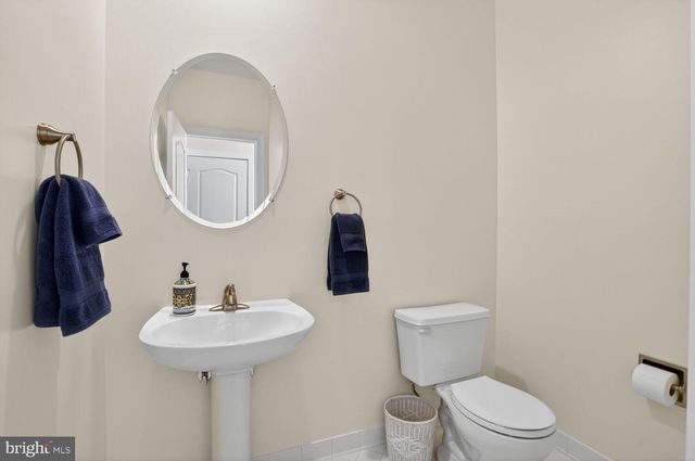 9910 RUSTIC RAIL LN, Vienna, VA 22181