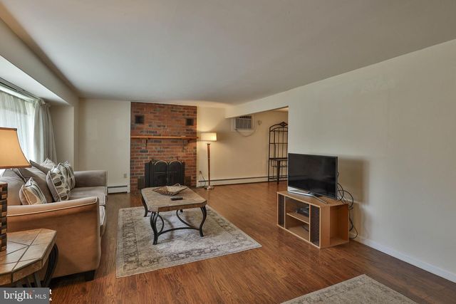918 BRADFORD ST, Bethlehem, PA 18018