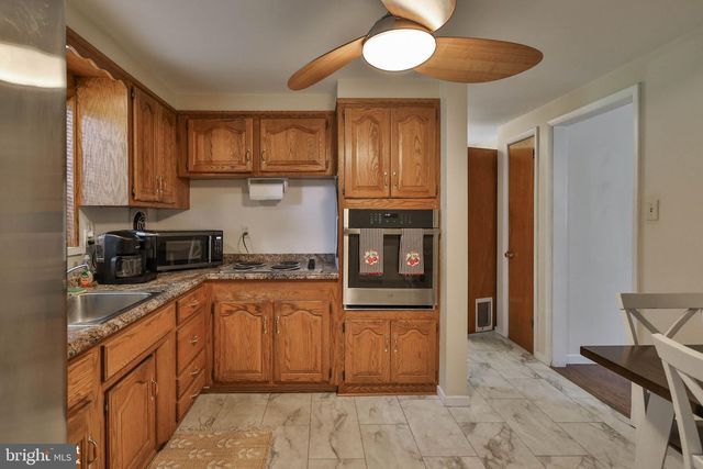 918 BRADFORD ST, Bethlehem, PA 18018