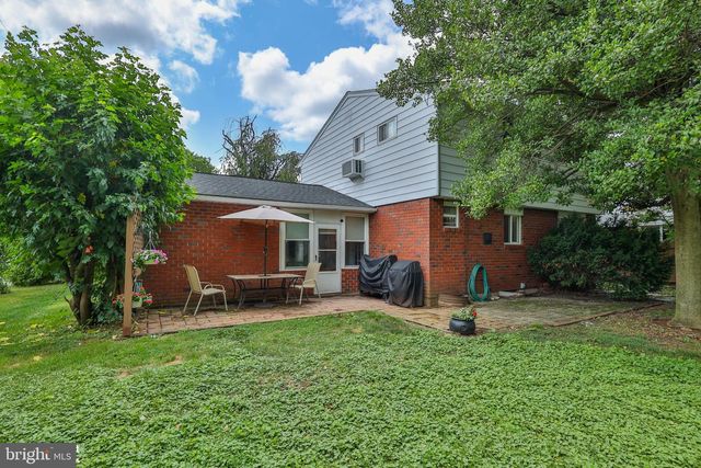 918 BRADFORD ST, Bethlehem, PA 18018