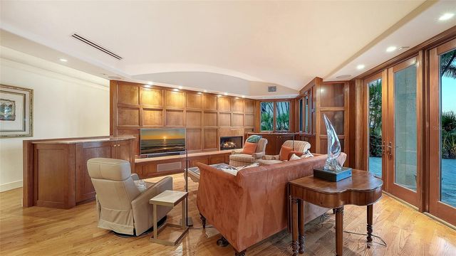 316 W ROYAL FLAMINGO DRIVE, Sarasota, FL 34236