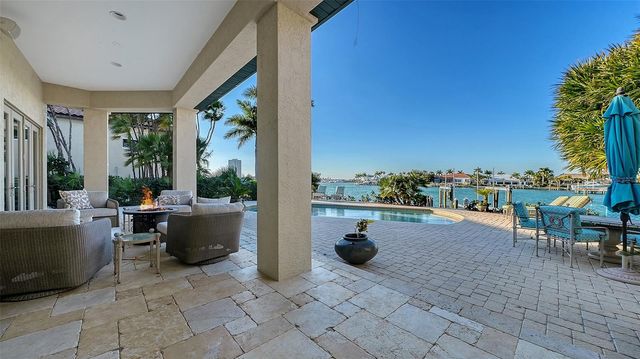 316 W ROYAL FLAMINGO DRIVE, Sarasota, FL 34236