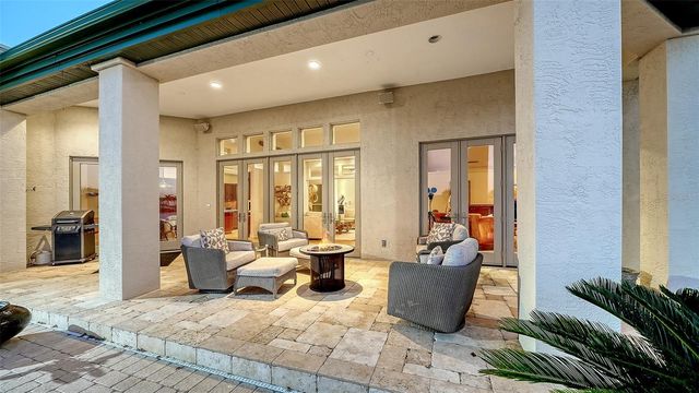 316 W ROYAL FLAMINGO DRIVE, Sarasota, FL 34236