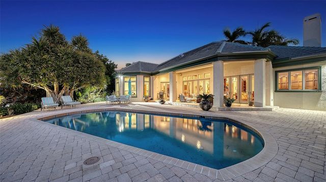 316 W ROYAL FLAMINGO DRIVE, Sarasota, FL 34236