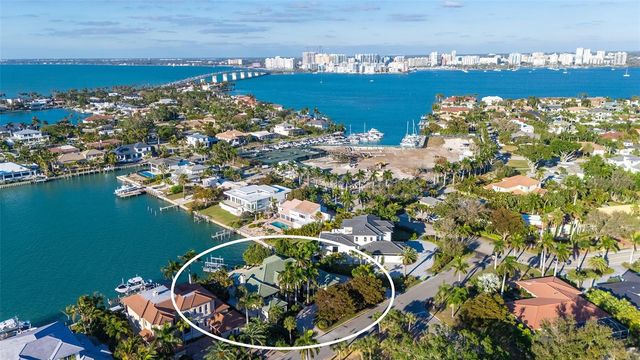 316 W ROYAL FLAMINGO DRIVE, Sarasota, FL 34236