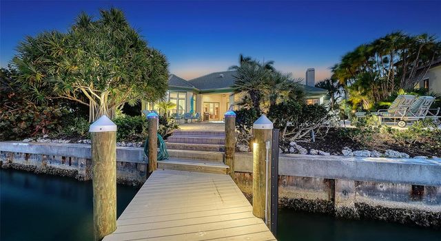 316 W ROYAL FLAMINGO DRIVE, Sarasota, FL 34236