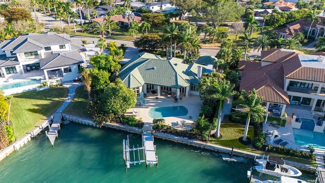 316 W ROYAL FLAMINGO DRIVE, Sarasota, FL 34236