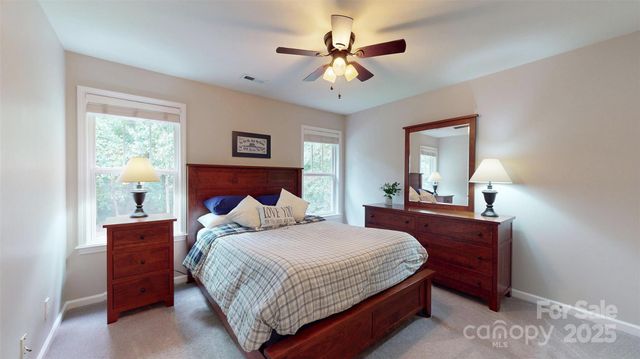 9511 Yearwood Lane, Charlotte, NC 28214