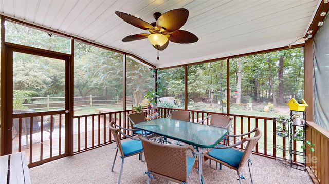 9511 Yearwood Lane, Charlotte, NC 28214