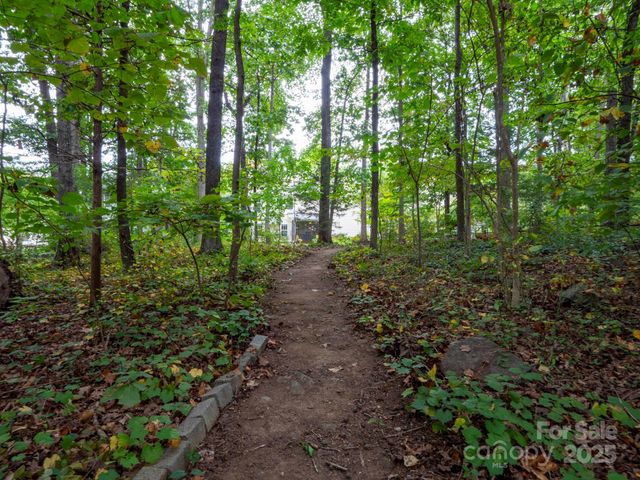 9511 Yearwood Lane, Charlotte, NC 28214