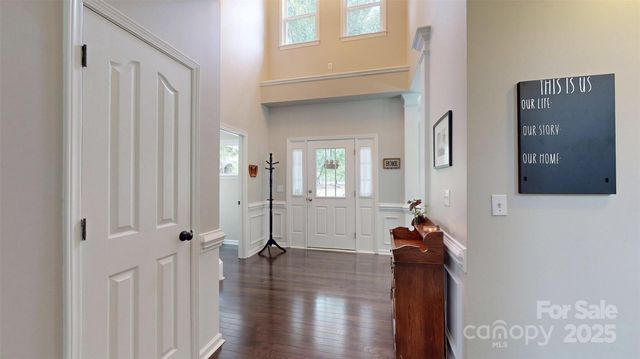 9511 Yearwood Lane, Charlotte, NC 28214